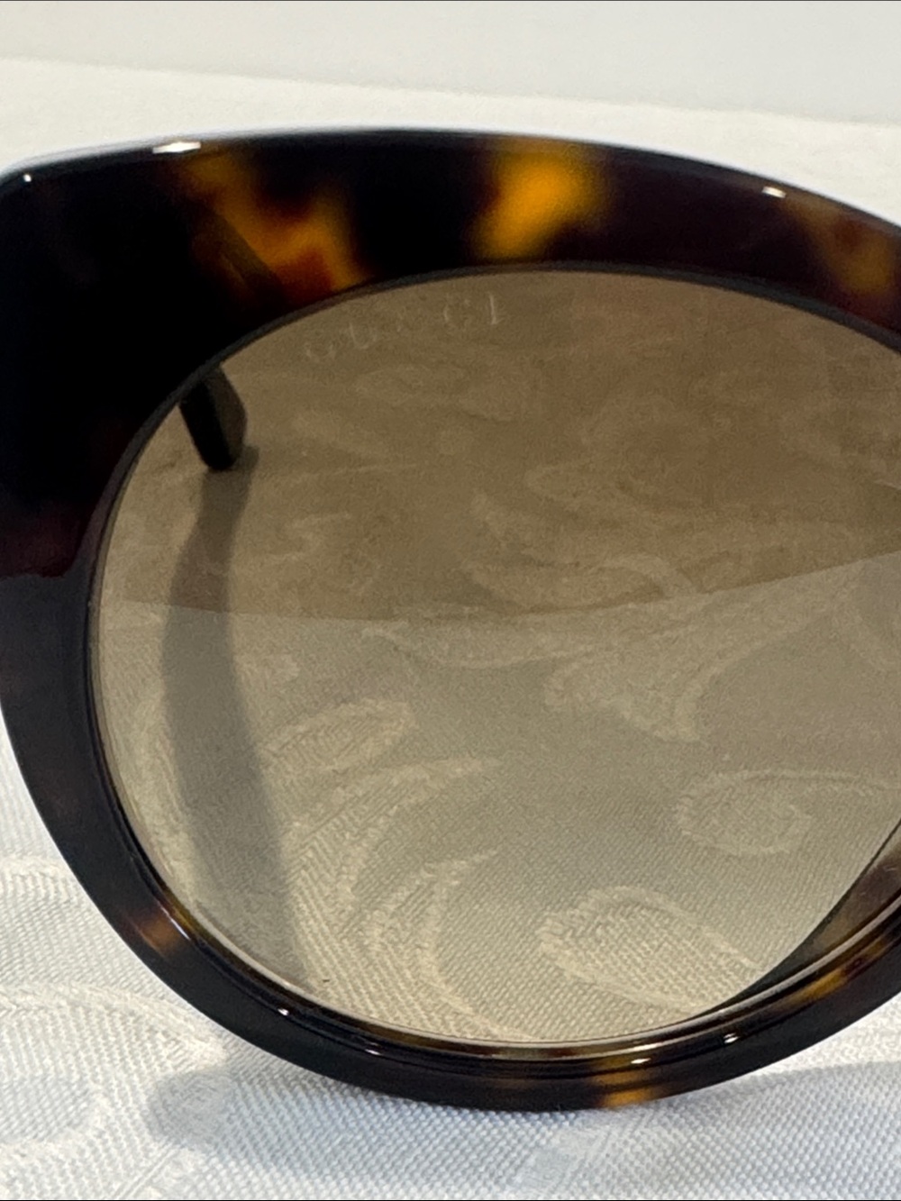 Gucci Tortoiseshell Cat-Eye Sunglasses - Brown Gradient - Picture 9 of 14